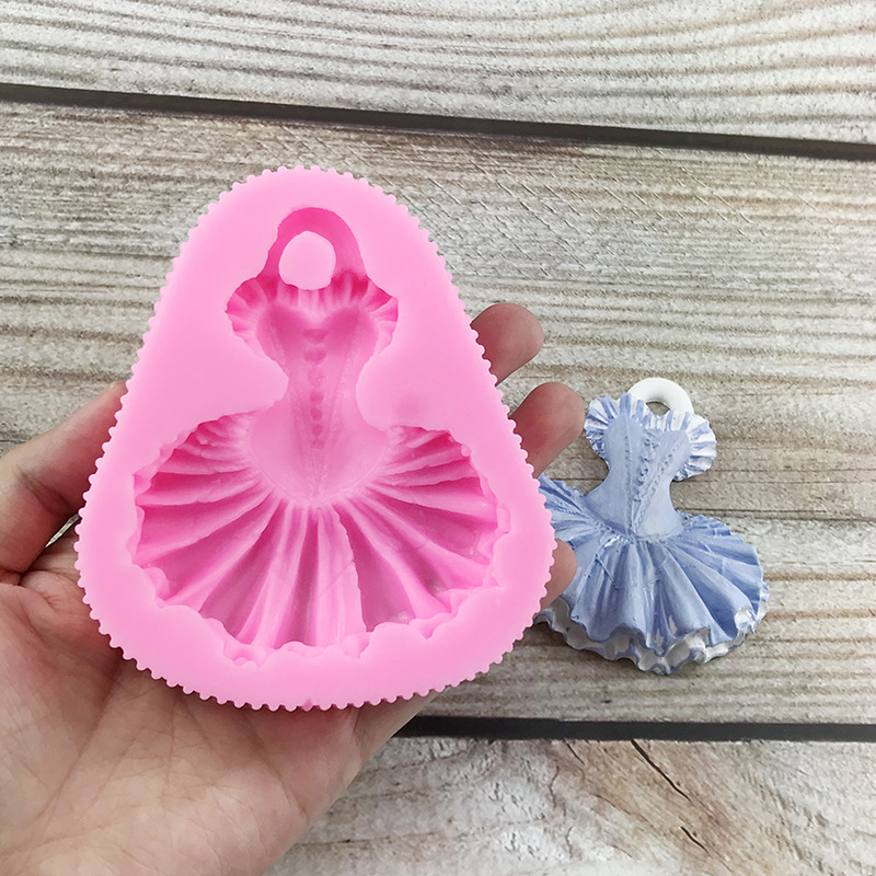 Eco Soap - 1個入り、新しいウェディングドレスプリンセススカートシリコンモールド、手作りウェディングドレスドロップグルーモールド、石膏モールド、石鹸モールド