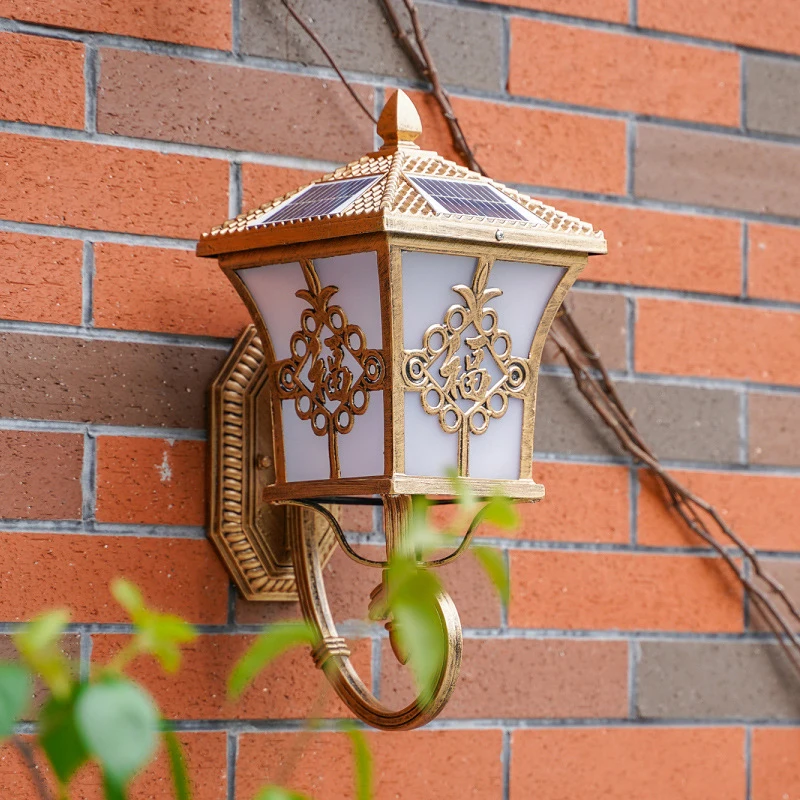 屋外用、ヨーロッパ風デザインの太陽光発電式照明。玄関、壁、庭 - Solar Garden Light のレビューと価格